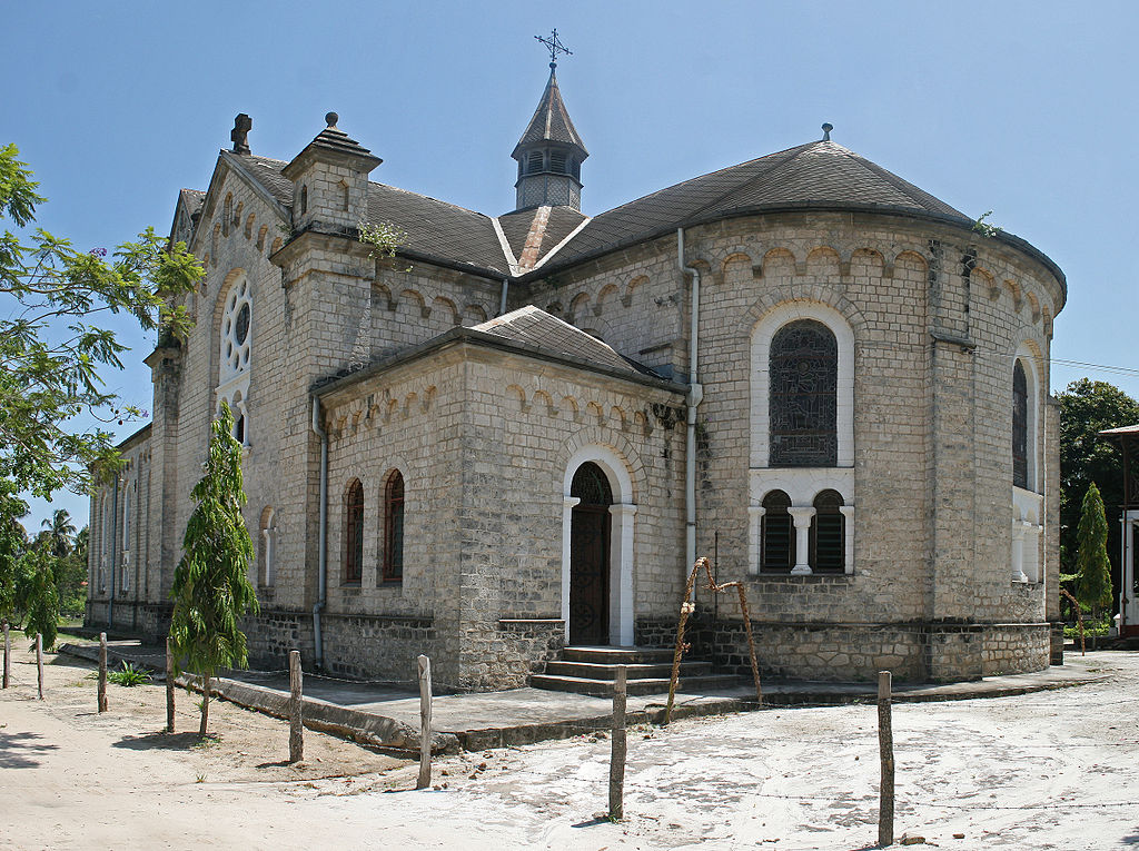 1024px-Catholic_Church_Bagamoyo